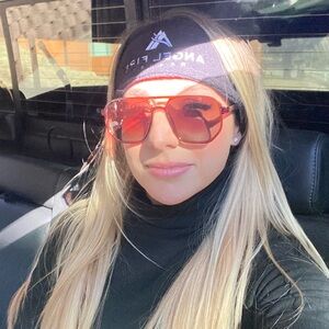 Meet your Posher, Kristina